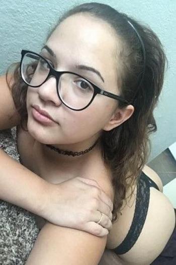 3166002235, female escort, Salina