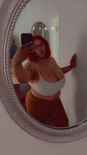 escort photo 0